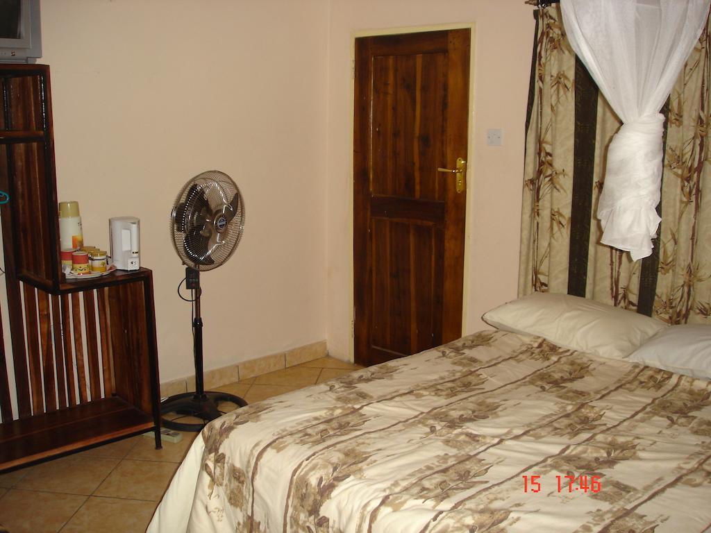 The Stone Guest House ลิฟวิงสโตน ห้อง รูปภาพ